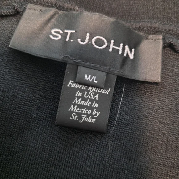 St. John Collection Black Wool Cape with Leather Trim - Picture 3 of 7